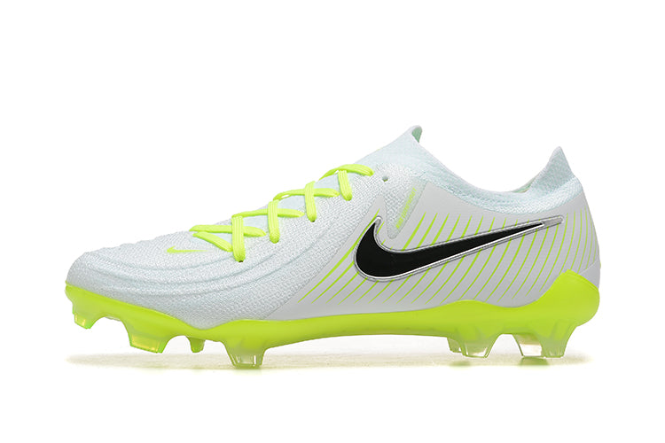 Nike Phantom Luna 2 Elite Turf Football Boots + Exclusive Gifts