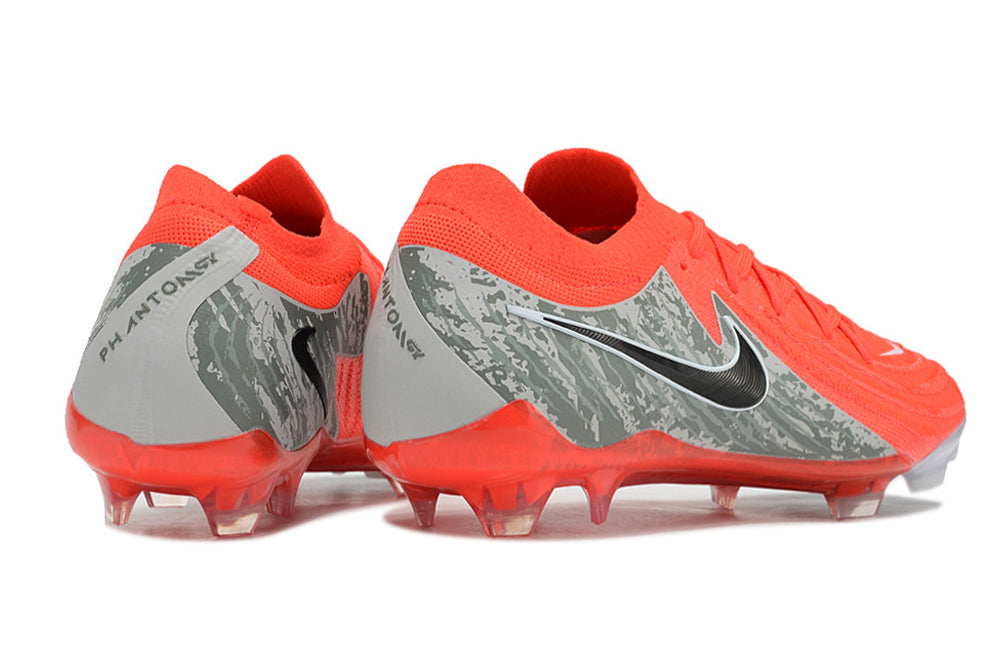 Nike Phantom Luna 2 Elite Turf Football Boots + Exclusive Gifts