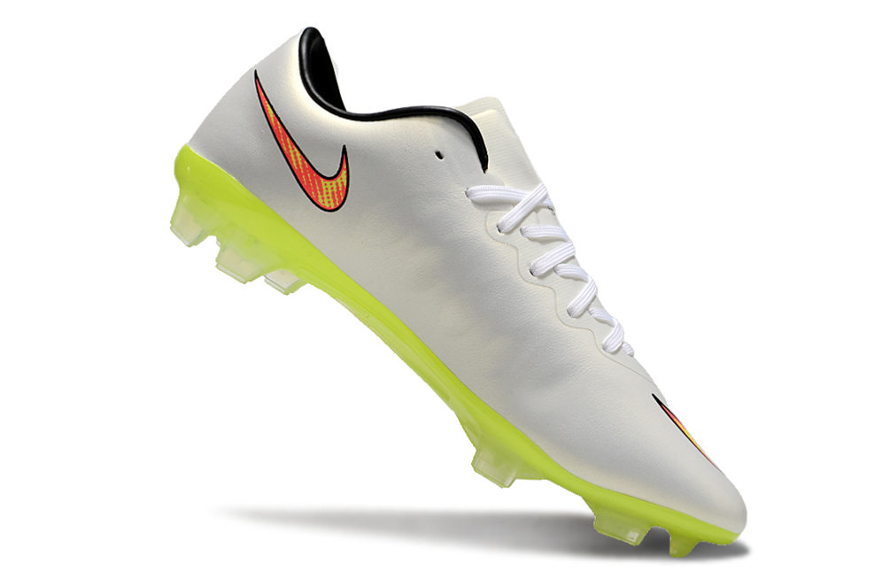 Nike Mercurial Vapor 10 Elite Football Boots + Exclusive Gifts