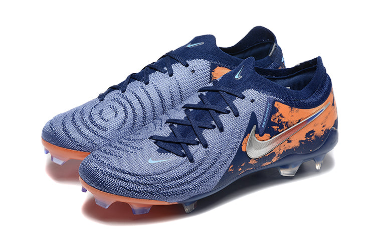 Nike Phantom Luna 2 Elite Turf Football Boots + Exclusive Gifts