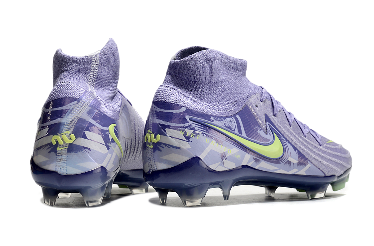 Nike Phantom Luna 2 Elite Turf Football Boots + Exclusive Gifts