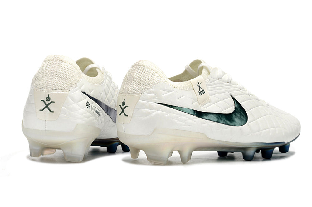 Nike Tiempo Legend 10 Elite Field Soccer Cleats + Exclusive Gifts