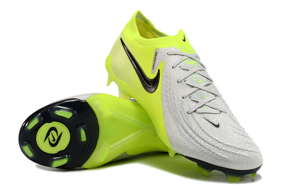 Nike Phantom Luna 2 Elite Turf Football Boots + Exclusive Gifts