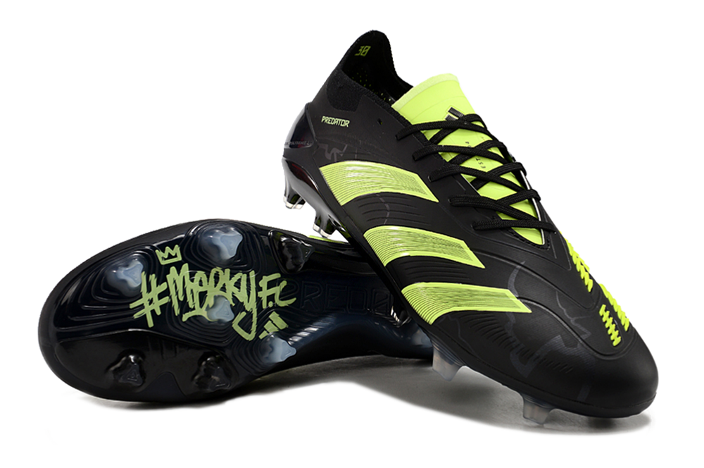 Adidas Predator + 24 Elite Field Boots + Exclusive Gifts