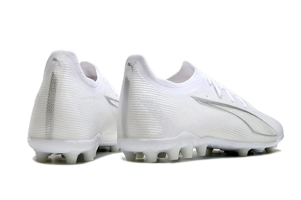 Puma Ultra 5 MG Elite Turf Soccer Cleats + Exclusive Gifts