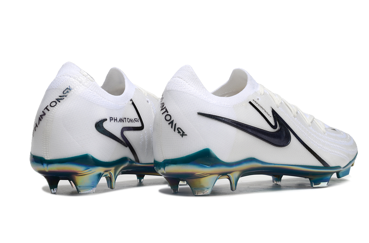 Nike Phantom Luna 2 Elite Turf Football Boots + Exclusive Gifts