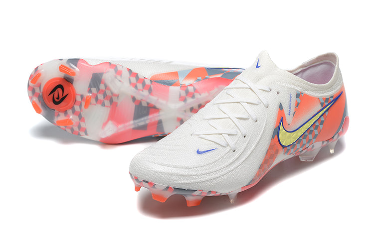 Nike Phantom Luna 2 Elite Football Boots + Exclusive Gifts