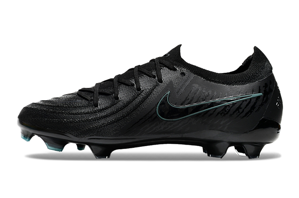 Nike Phantom Luna 2 Elite Turf Football Boots + Exclusive Gifts