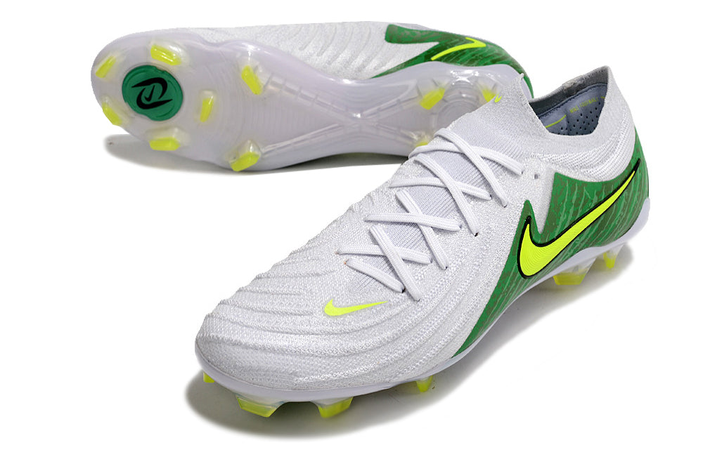 Nike Phantom Luna 2 Elite Turf Football Boots + Exclusive Gifts