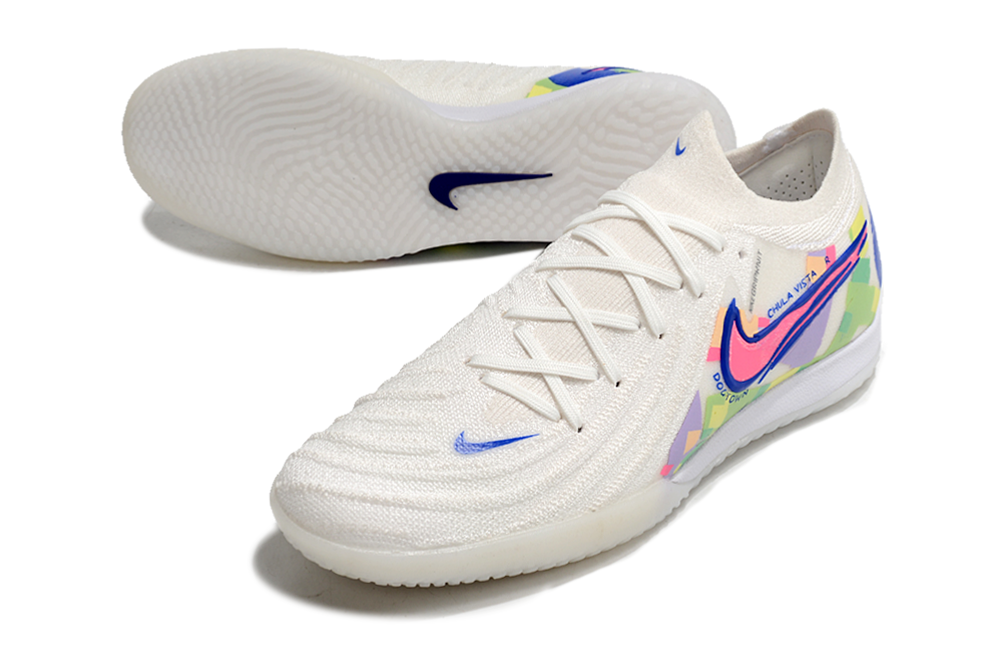 Nike Phantom Luna 2 IC Elite Futsal Shoes + Exclusive Gifts