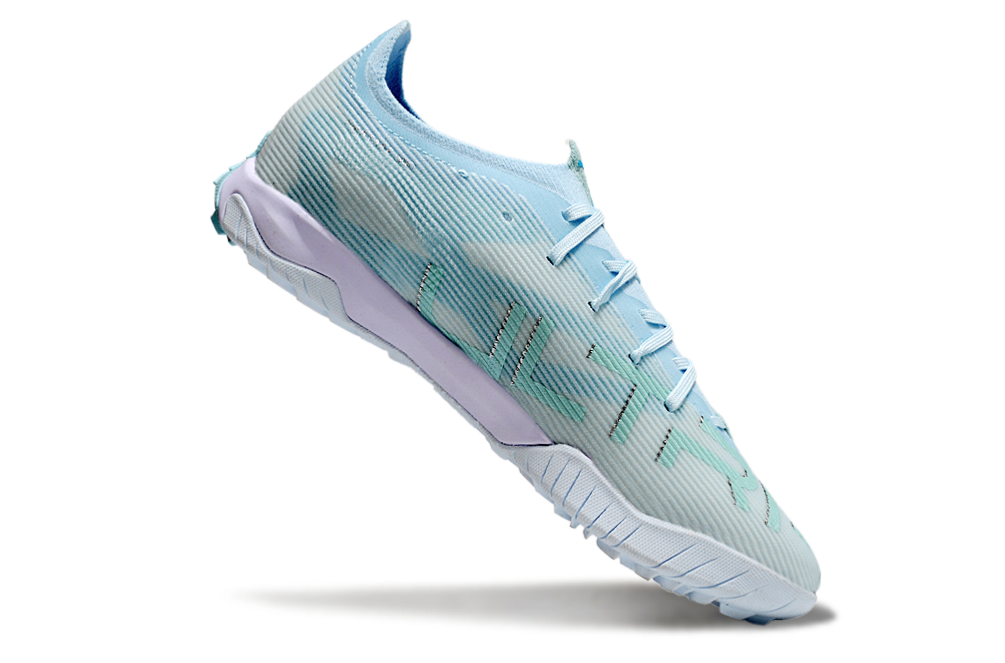 Puma Ultra 5 TF Elite Turf Soccer Cleats + Exclusive Gifts