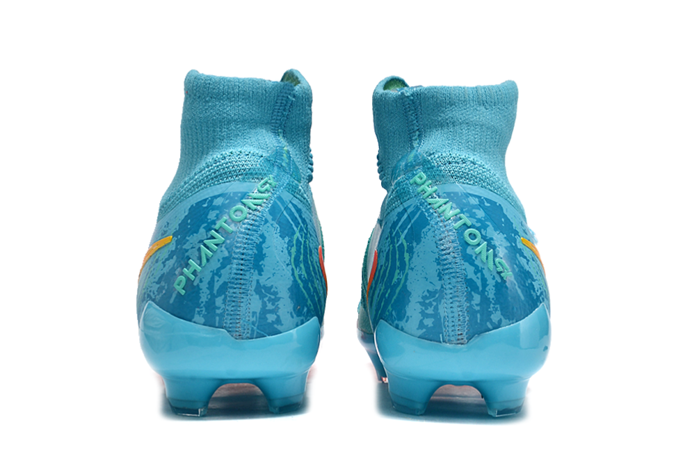 Nike Phantom Luna 2 Elite Football Boots + Exclusive Gifts (Ready for Delivery)