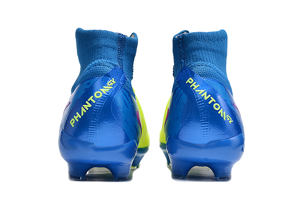 Nike Phantom Luna 2 Elite Football Boots + Exclusive Gifts