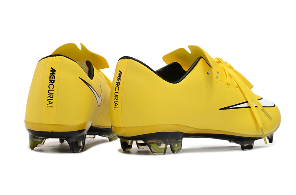 Nike Mercurial Vapor 10 Elite FG Soccer Cleats + Exclusive Gifts