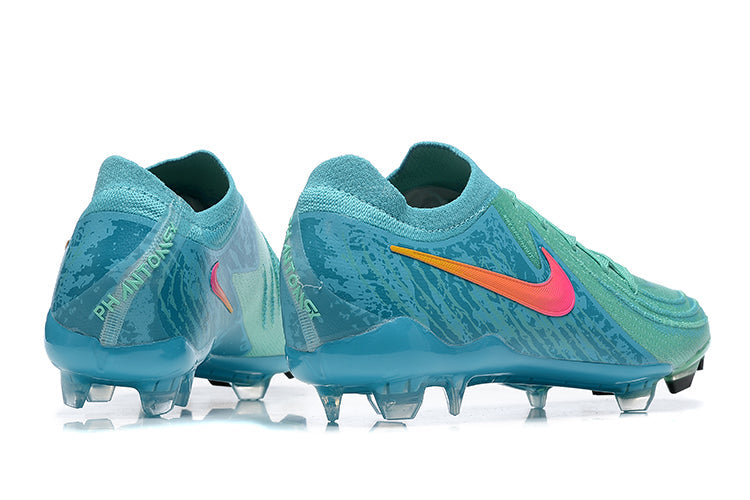Nike Phantom Luna 2 Elite Football Boots + Exclusive Gifts