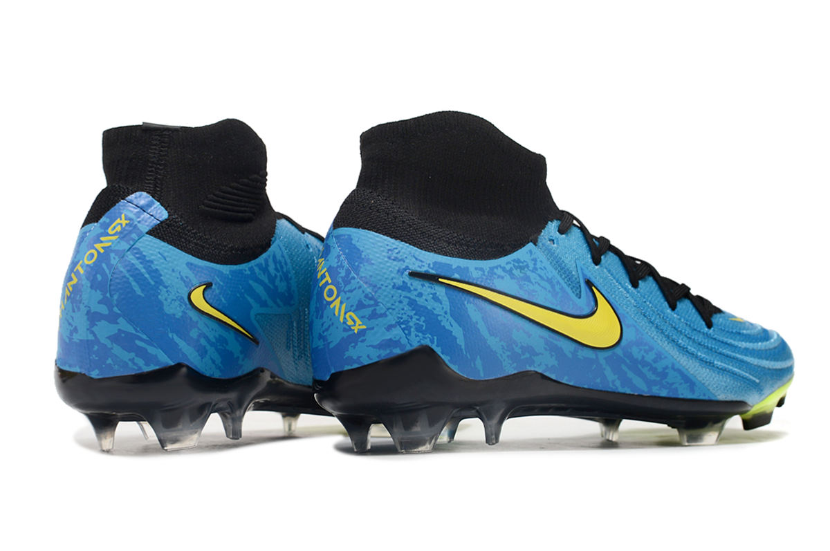 Nike Phantom Luna 2 Elite Football Boots + Exclusive Gifts