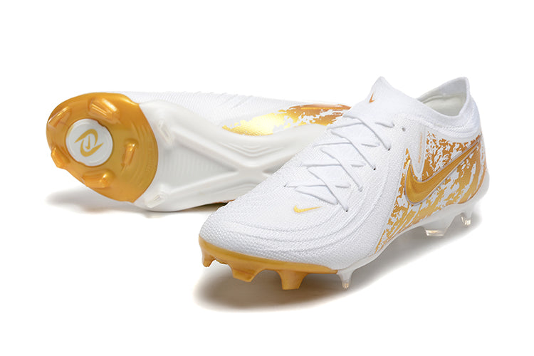 Nike Phantom Luna 2 Elite Turf Football Boots + Exclusive Gifts