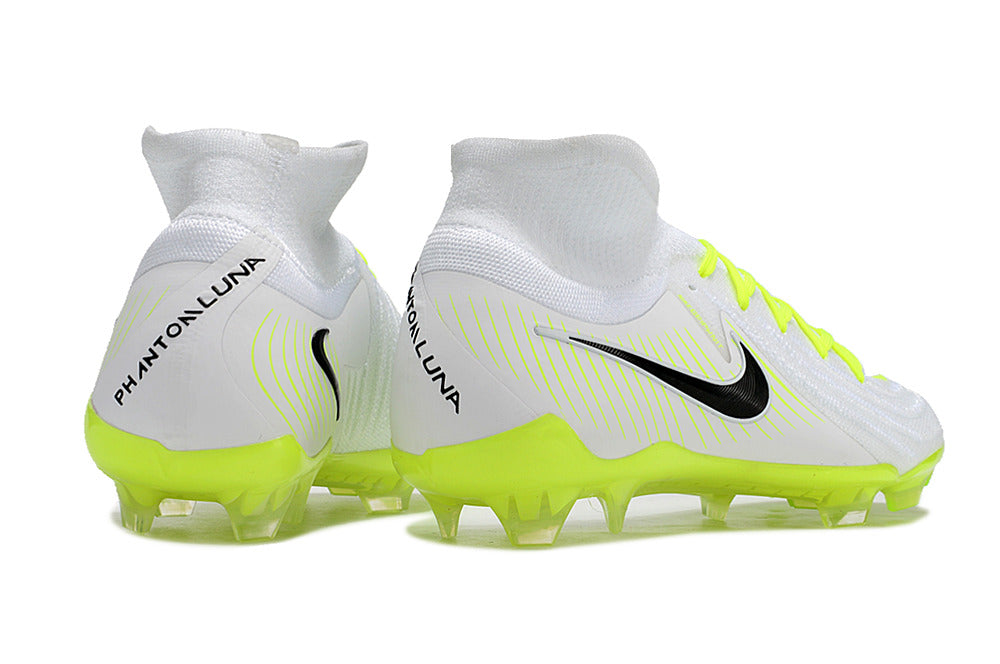Nike Phantom Luna 2 Elite Turf Football Boots + Exclusive Gifts