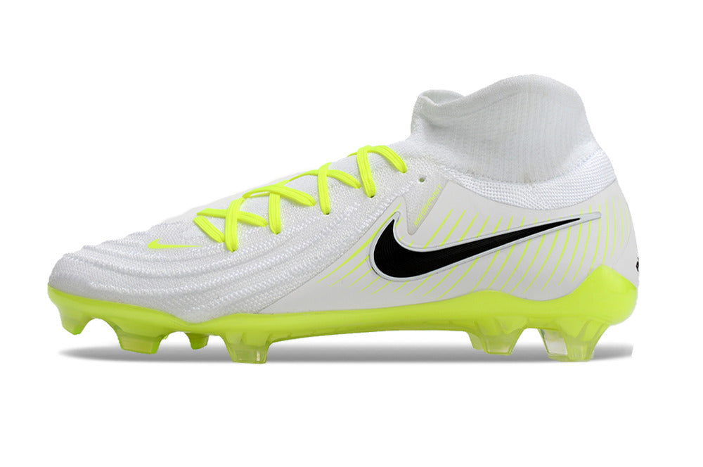 Nike Phantom Luna 2 Elite Turf Football Boots + Exclusive Gifts