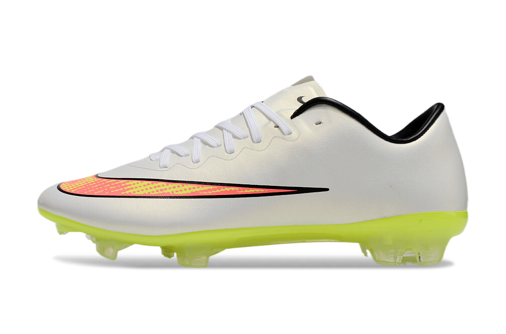 Nike Mercurial Vapor 10 Elite Football Boots + Exclusive Gifts