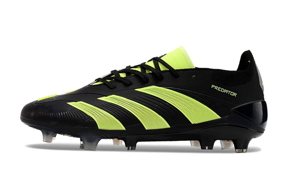 Adidas Predator + 24 Elite Field Boots + Exclusive Gifts