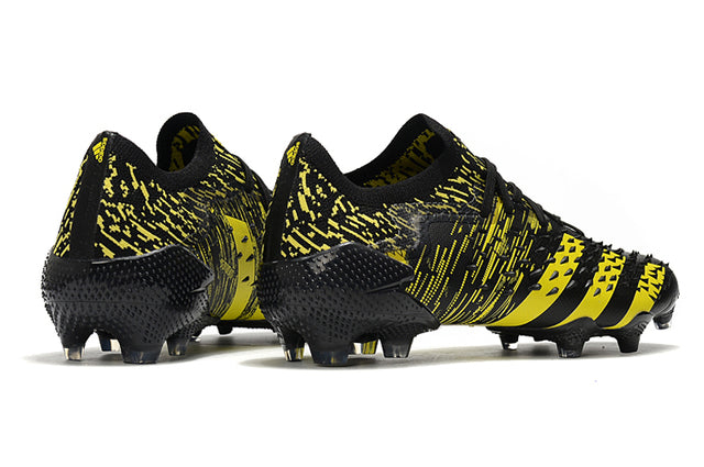Adidas Predator Freak .1 FG Soccer Cleats – Low Top – Black/Yellow