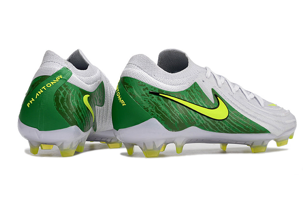 Nike Phantom Luna 2 Elite Turf Football Boots + Exclusive Gifts